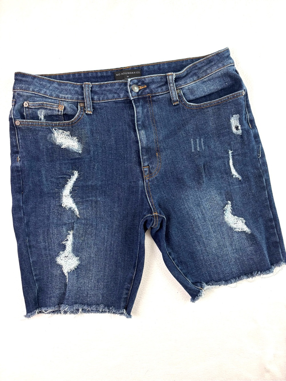 No Boundaries Men’s 36 Distressed Denim Jean Shorts Dark Wash Ripped Frayed
